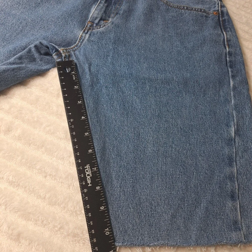 Levis see all